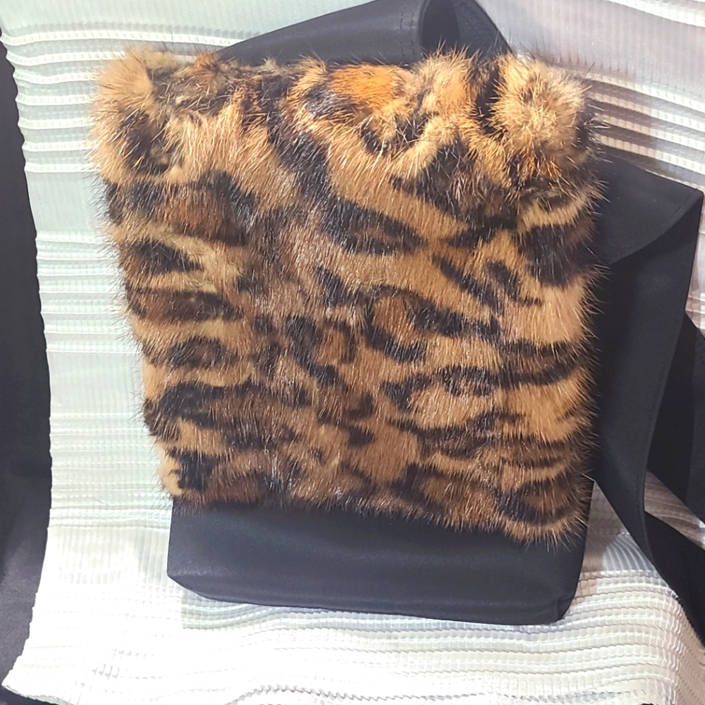 Miche leopard satchel